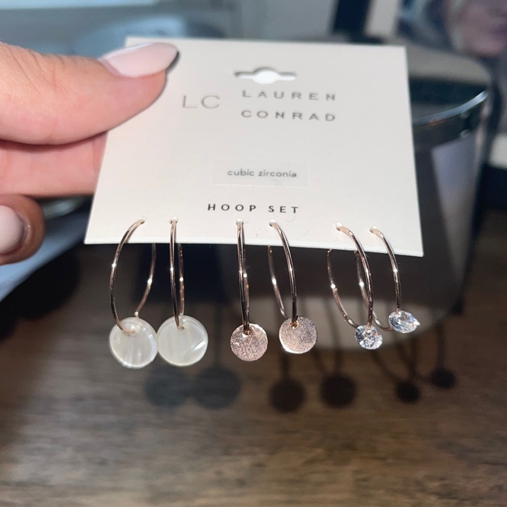 Lauren Conrad earring set